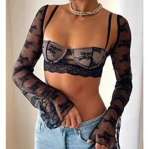 Hold It Down Long Sleeve Lace Crop Black whitefox